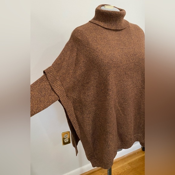 H by Halston Turtleneck Sweater Size Large - Picture 4 of 9